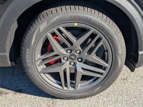 New 2026 Ford Explorer ST-Line image 11