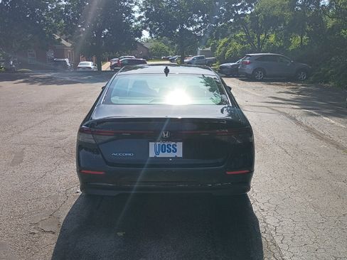 Certified 2023 Honda Accord EX image 4
