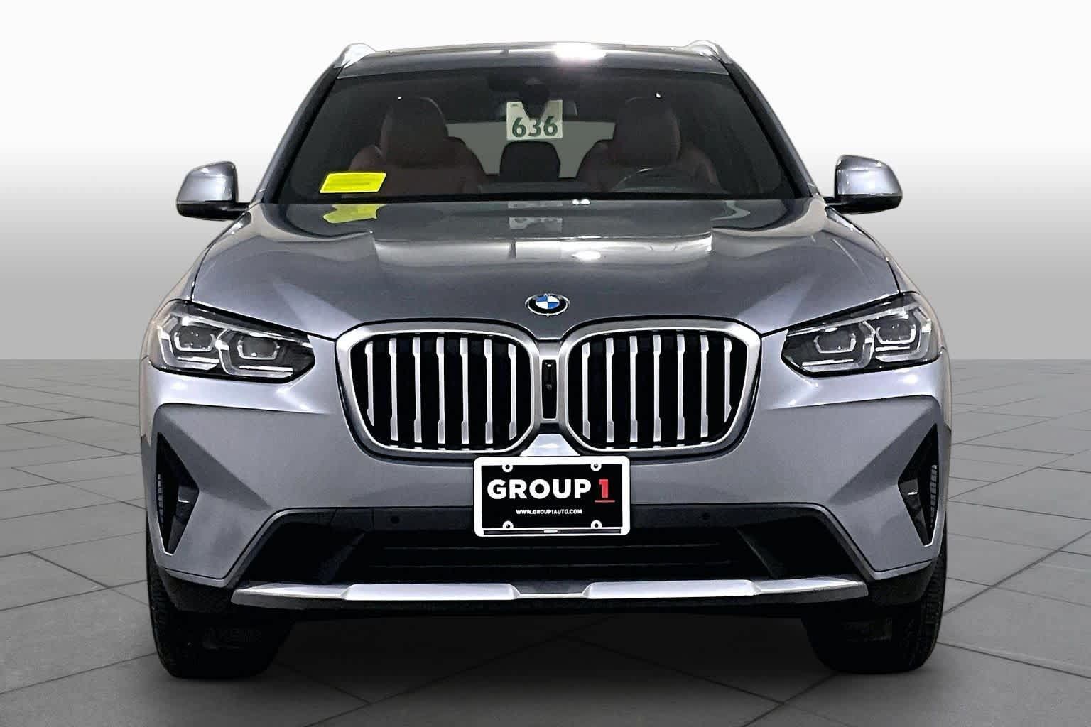 Used 2023 BMW X3 xDrive30i w/ Premium Package AWD/4WD image 3