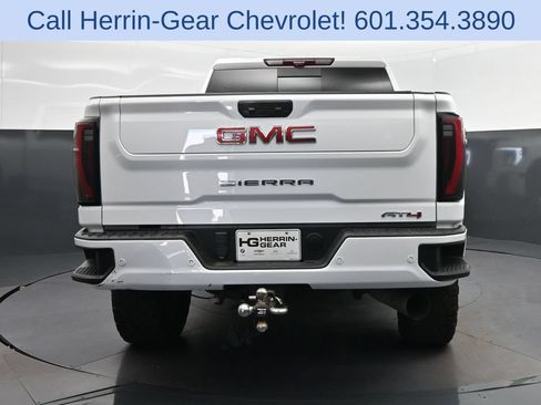 Used 2024 GMC Sierra 2500 AT4 w/ AT4 Premium Plus Package AWD/4WD image 6