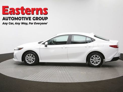 Used 2025 Toyota Camry LE FWD image 60