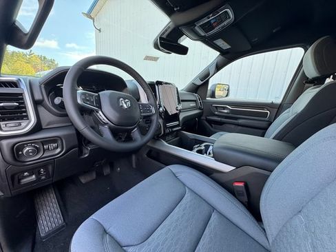 New 2026 RAM 1500 Big Horn AWD/4WD image 36