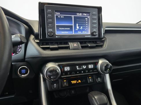 Certified 2021 Toyota RAV4 XLE w/ Convenience Package AWD/4WD image 24