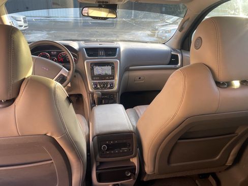 Used 2016 GMC Acadia SLT image 23