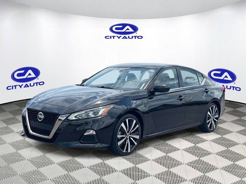 Used 2022 Nissan Altima 2.5 SR FWD image 10