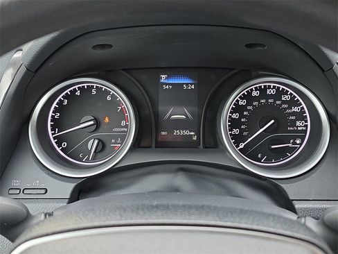 Used 2024 Toyota Camry LE image 21