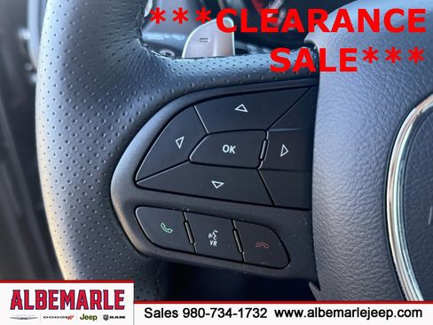 Used 2024 Dodge Durango GT image 19