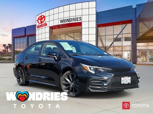 Used 2024 Toyota Corolla SE FWD image 1