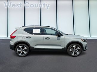 Certified 2026 Volvo XC40 B5 Plus AWD/4WD video 2