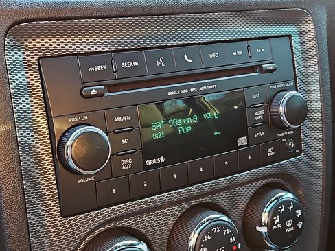 Used 2013 Dodge Challenger R/T w/ Electronics Convenience Group image 17