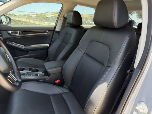 Used 2024 Honda Civic Touring image 24