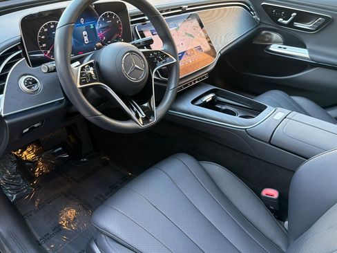 Used 2026 Mercedes-Benz E 350 Sedan image 9