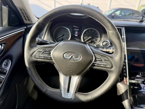Used 2018 INFINITI Q50 Luxe w/ Essential Package (2.0T Luxe) AWD/4WD image 30
