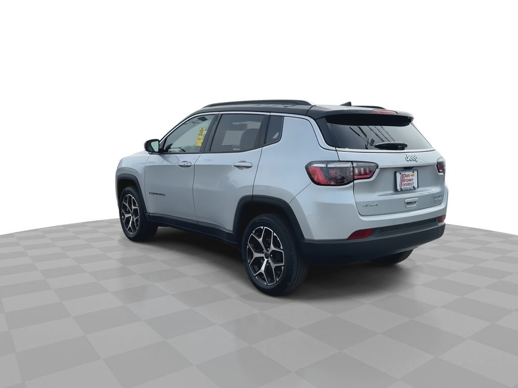 Used 2026 Jeep Compass Limited AWD/4WD image 41