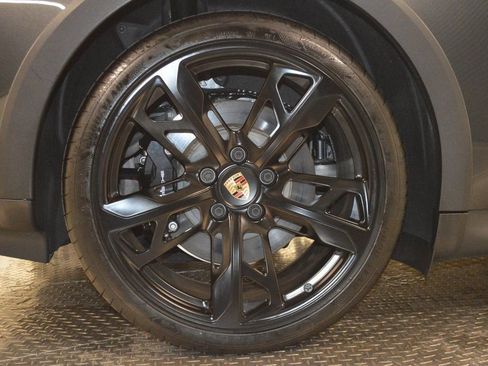 New 2025 Porsche Taycan 4S AWD/4WD image 15