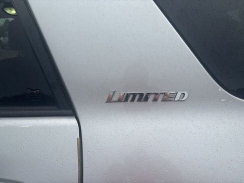 Used 2013 Toyota 4Runner Limited image 7