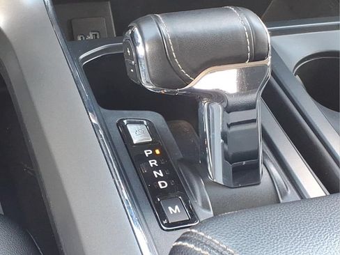Used 2022 Ford F150 Lariat AWD/4WD image 24