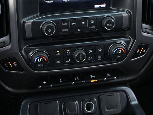 Used 2014 GMC Sierra 1500 SLT w/ All-Terrain Package AWD/4WD image 17