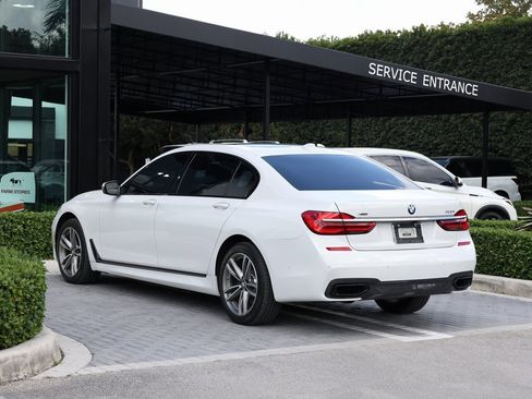 Used 2016 BMW 750i xDrive image 5