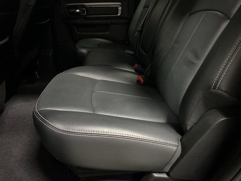 Used 2018 RAM 2500 Laramie w/ Sport Appearance Group image 12