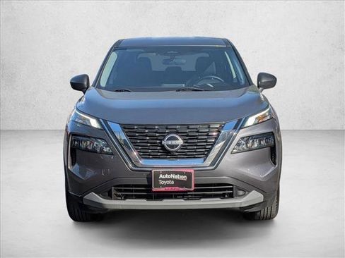 Used 2023 Nissan Rogue S FWD image 2
