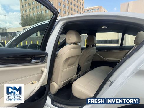 Used 2019 BMW 530i w/ Convenience Package image 12