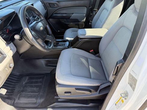 Used 2018 Chevrolet Colorado W/T image 10