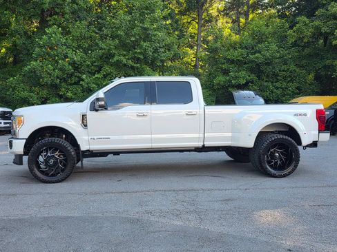 Used 2022 Ford F350 Limited AWD/4WD image 4
