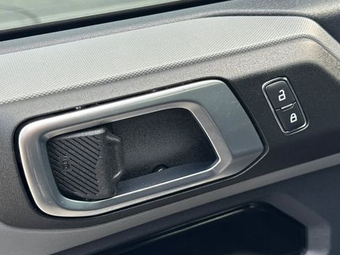 Used 2022 Ford Bronco Black Diamond image 13