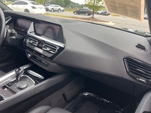 Used 2020 BMW Z4 sDrive30i w/ Convenience Package RWD image 15
