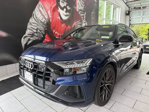 Used 2022 Audi SQ8 Premium Plus w/ Executive Package AWD/4WD image 1