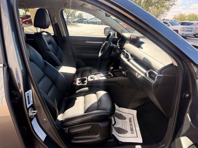 Used 2025 MAZDA CX-5 AWD 2.5 S w/ Select Package image 3
