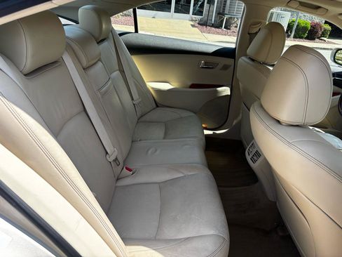 Used 2011 Lexus ES 350 FWD image 23