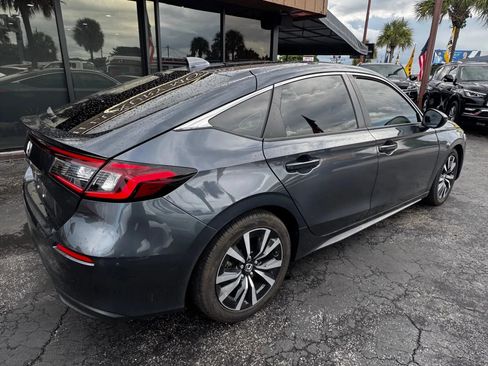 Used 2024 Honda Civic EX-L image 8