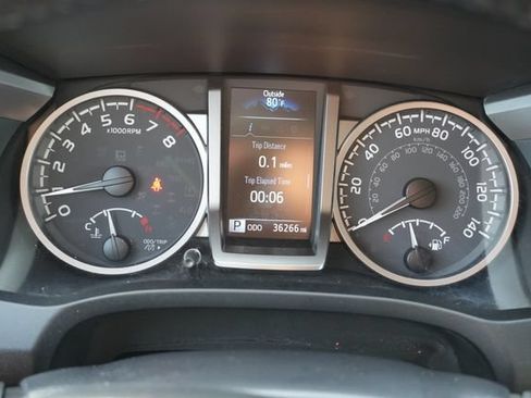 Used 2023 Toyota Tacoma SR5 RWD image 26