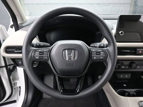 Used 2026 Honda HR-V LX image 16