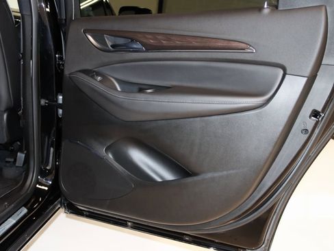 Used 2023 Buick Enclave Avenir w/ Avenir Technology Package image 64