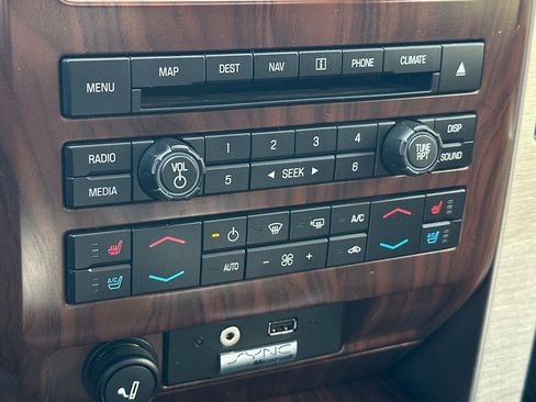 Used 2010 Ford F150 Platinum image 20