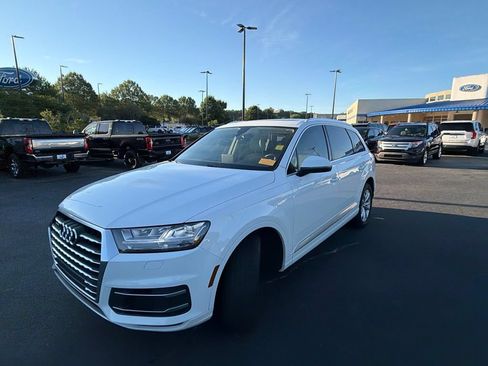 Used 2019 Audi Q7 2.0T Premium w/ Cold Weather Package AWD/4WD image 23