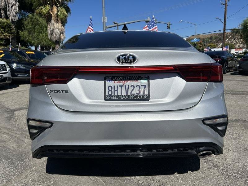 Used 2019 Kia Forte LXS FWD image 4