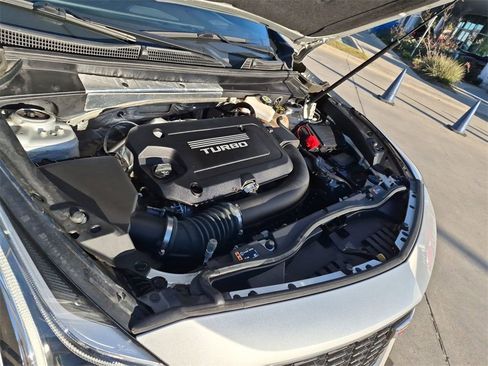 Used 2019 Cadillac XT4 Premium Luxury image 24