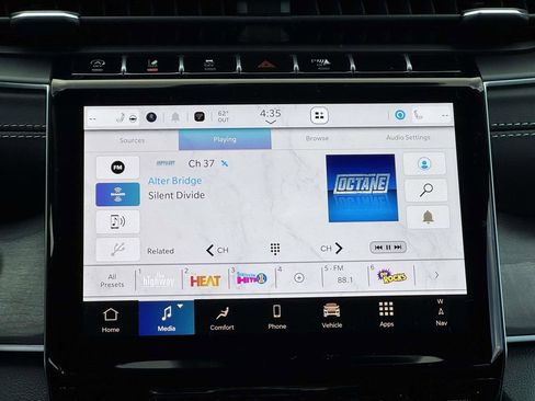 New 2025 Jeep Grand Cherokee Limited w/ Luxury Tech Group II AWD/4WD image 20