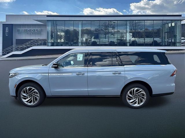 New 2027 Lincoln Navigator L Reserve AWD/4WD image 4