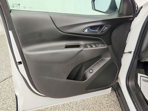 Used 2021 Chevrolet Equinox LT AWD/4WD image 10
