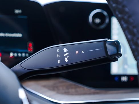 New 2026 Chevrolet Suburban High Country image 19