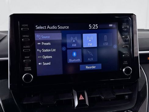 Used 2020 Toyota Corolla LE image 26