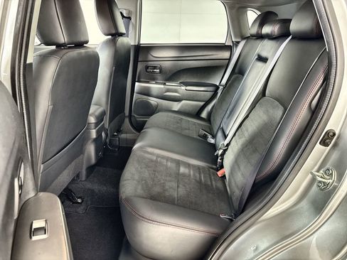 Used 2024 Mitsubishi Outlander Sport AWD image 23