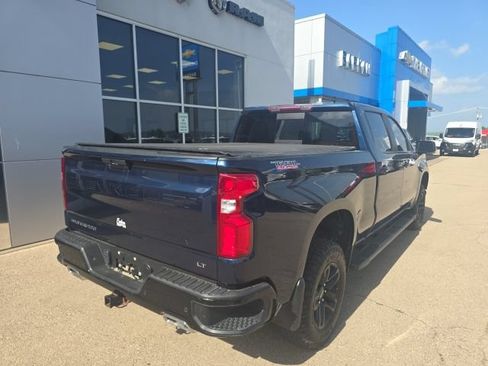 Used 2021 Chevrolet Silverado 1500 LT Trail Boss w/ Convenience Package II AWD/4WD image 9