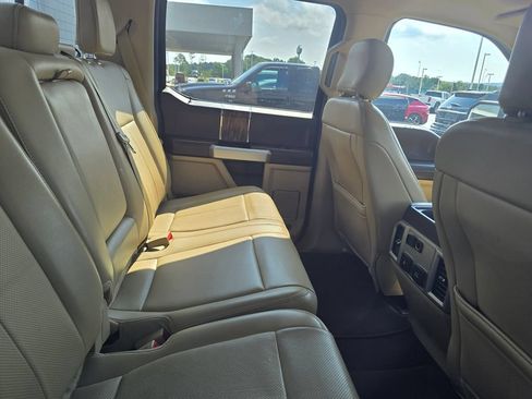 Used 2018 Ford F150 Lariat AWD/4WD image 4