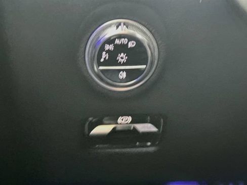 Certified 2024 Mercedes-Benz C 300 4MATIC Sedan image 10